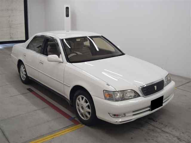 Toyota Cresta used car 1998 model White Pearl color photo: Front view image