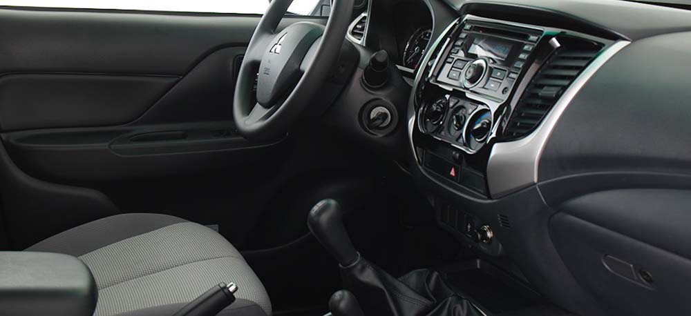 New Mitsubishi L200 Left Hand Drive photo: Cockpit view image