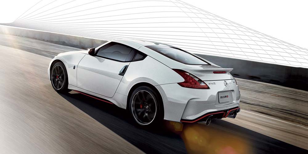 New Nissan 370Z Coupe Left Hand Drive photo: Back view image