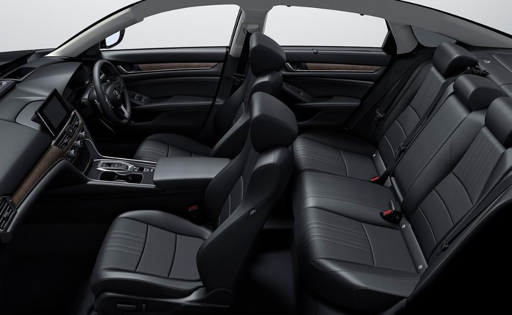 New Honda Accord Hybrid photo: Interior view image