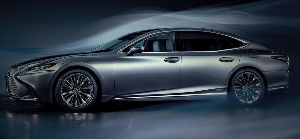 New Lexus LS500h picture: Side view