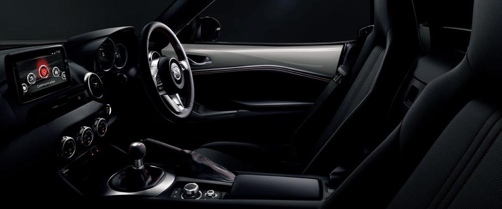 New Mazda Roadster RF photo: Interior view