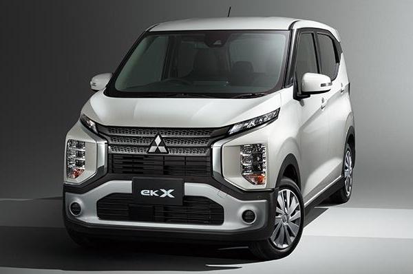 New Mitsubishi EK-X photo: Front view