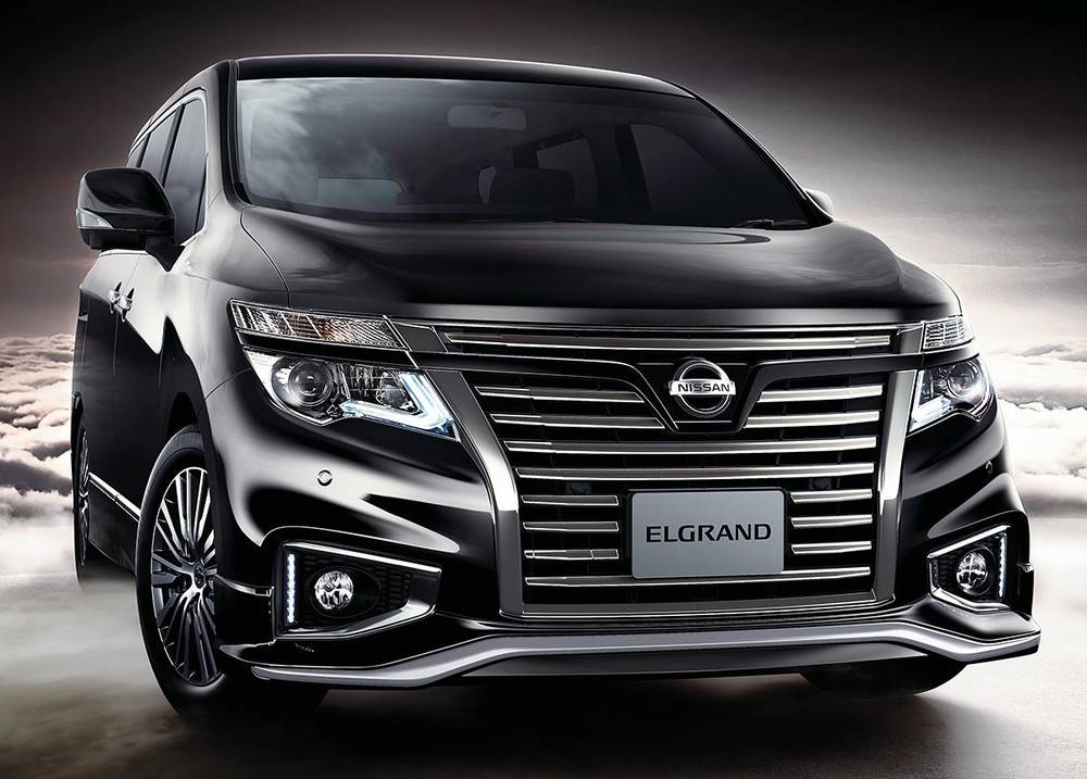New Nissan Elgrand photo: Front view 3