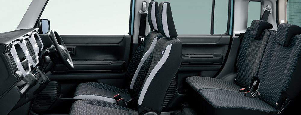 New Suzuki Hustler Hybrid photo: Interior view image