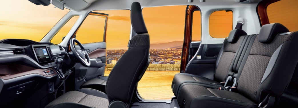 New Suzuki Solio Bandit Hybrid photo: Interior view image