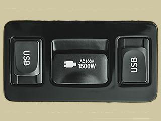 New Toyota Alphard Royal lounge photo: USB + Accessory Consent