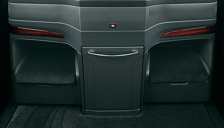 New Toyota Alphard Royal Lounge photo: Rear Refrigerator (Closed)