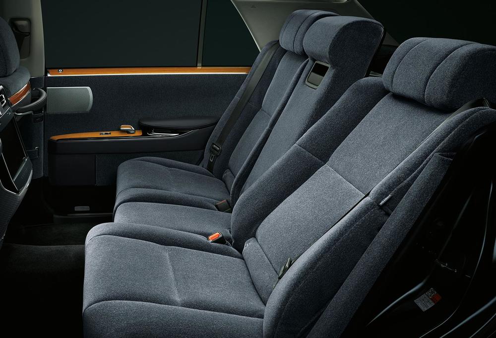 New Toyota Century photo: Rear Seat view