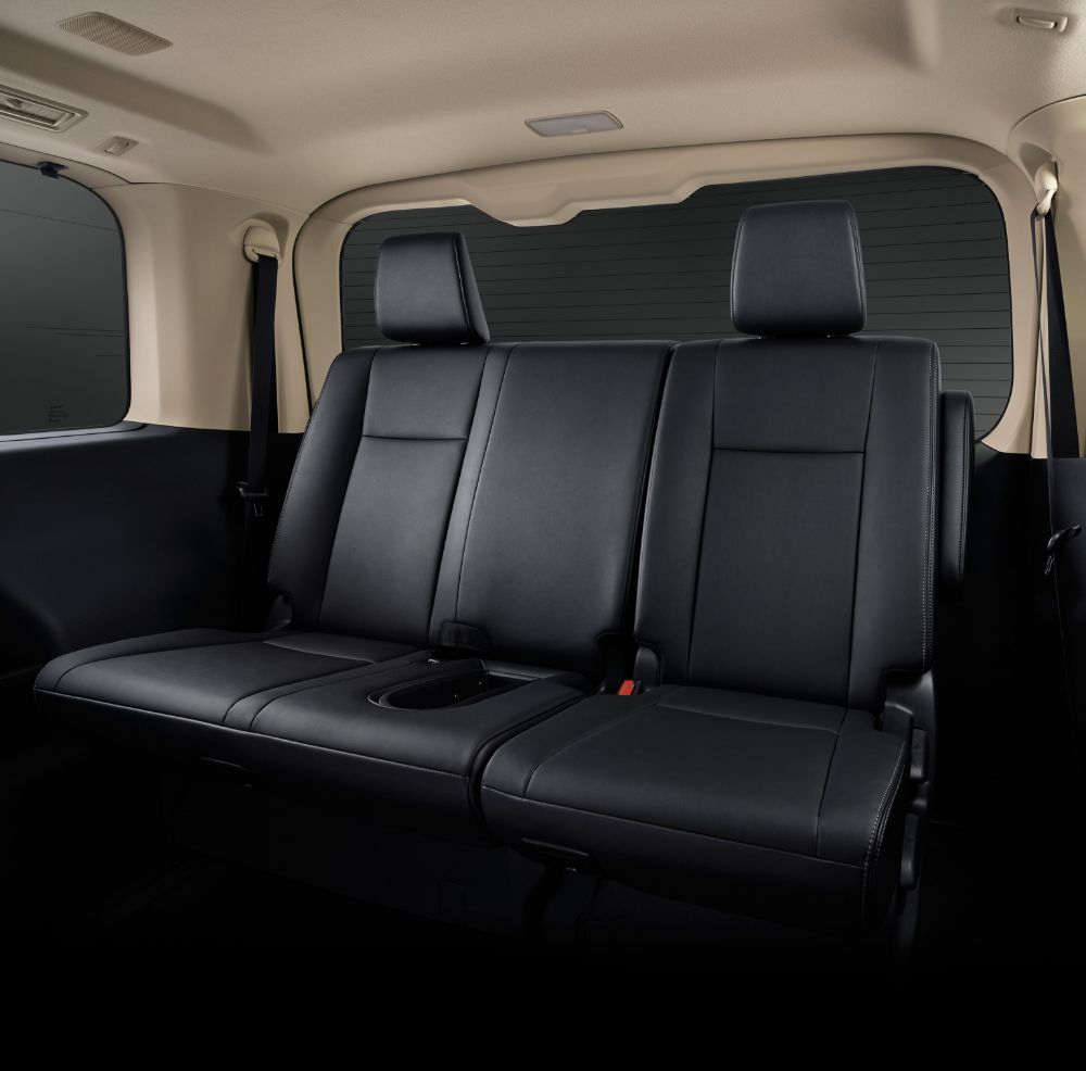 New Toyota Granace Back Seat picture 4