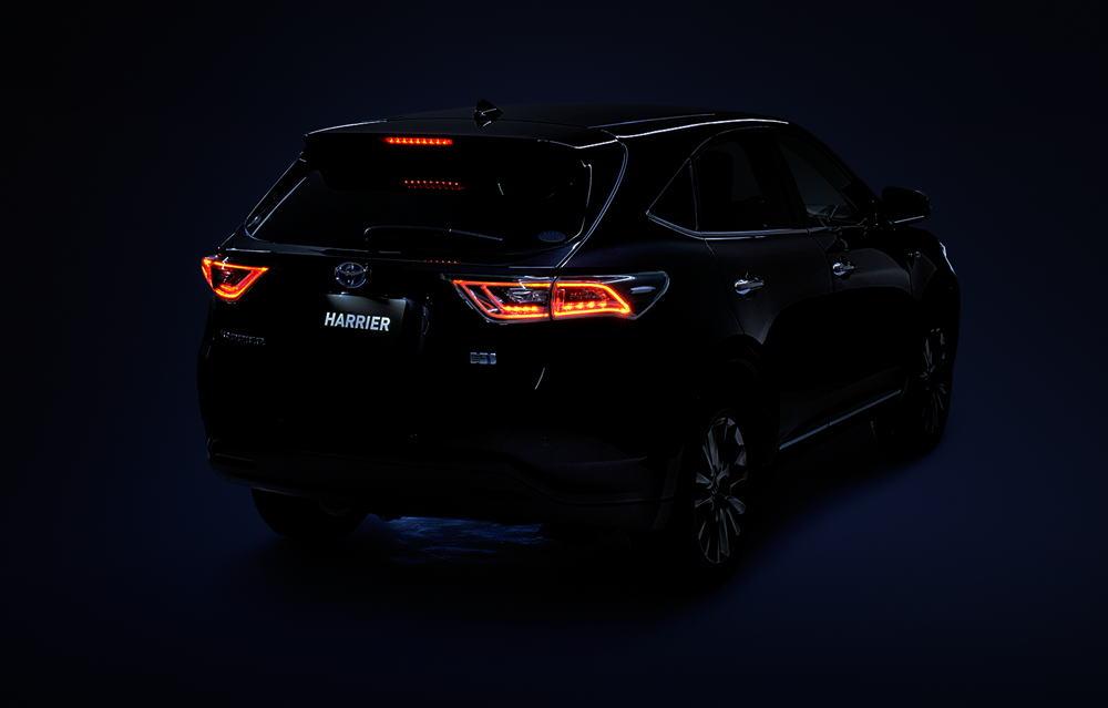 New New Toyota Harrier photo: Back image (Rear picture)