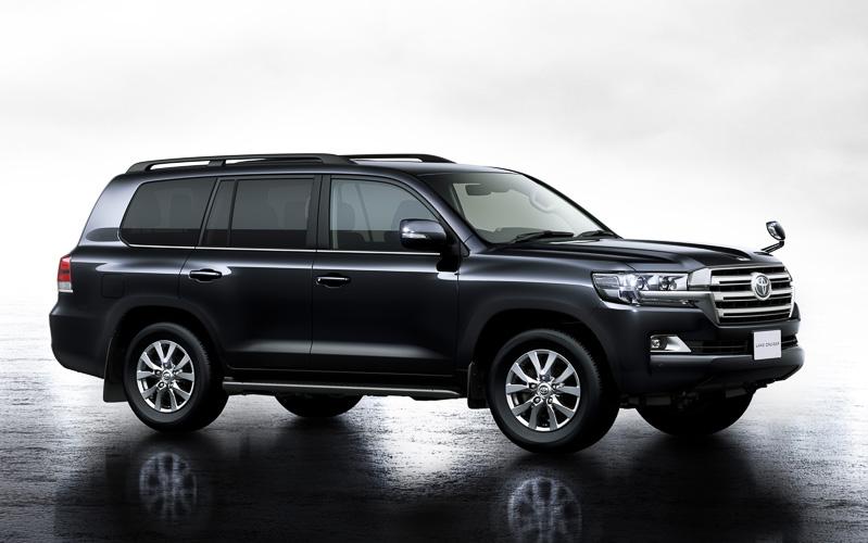 New Toyota Land Cruiser-200 photo: Front image (Front view picture) 2