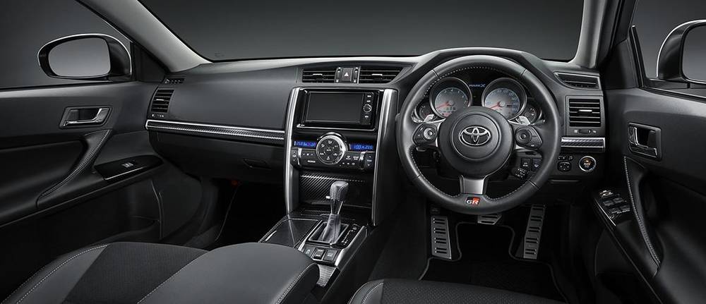 New Toyota Mark-X GR-Sport picture: Cockpit view