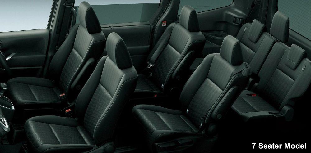 New Toyota Noah Hybrid Aero Body photo: Interior view image (7 Seater Model)