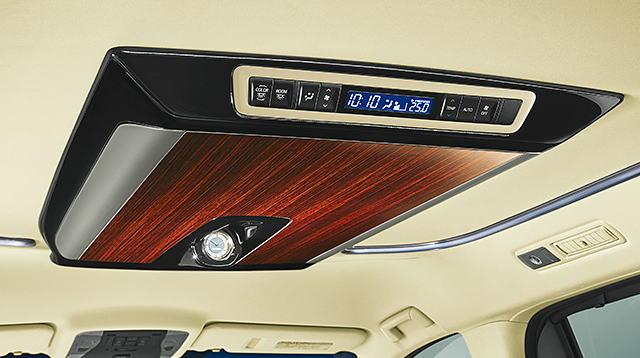 New Toyota Vellfire Royal Lounge pictures: Roof control