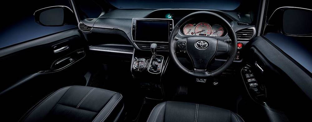 New Toyota Voxy GS Sport photo: Cockpit view
