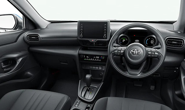 New Toyota Yaris Cross photo: Cockpit view image