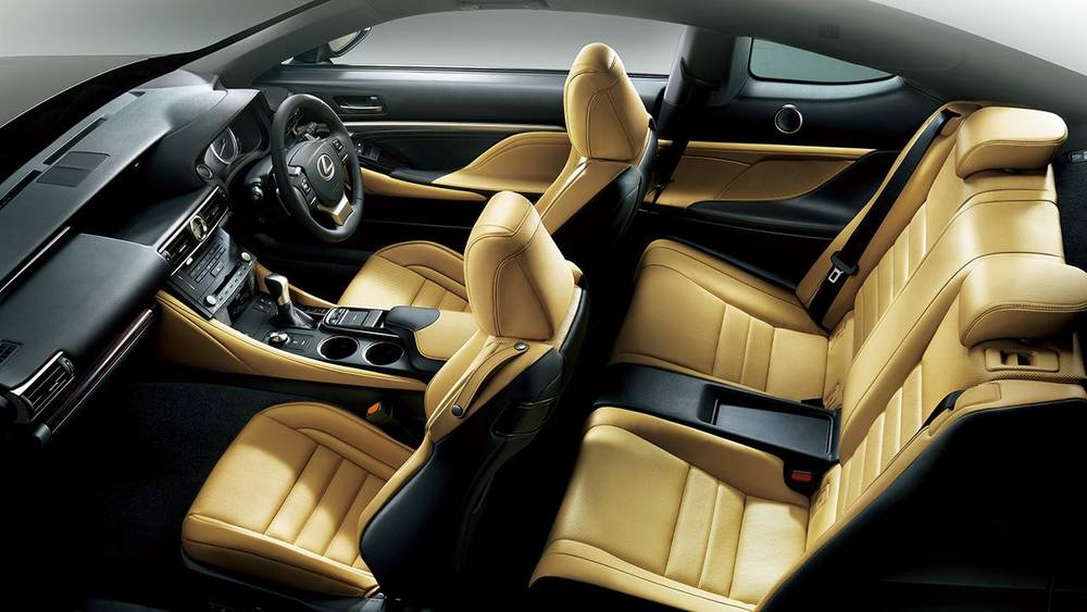 New Lexus RC200t picture: interior photo