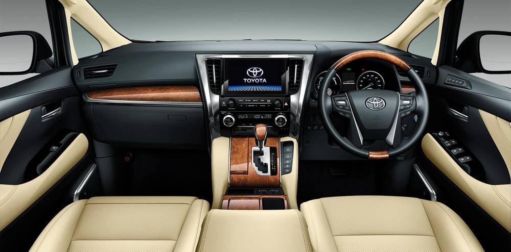 New New Toyota Alphard EXECUTIVE LOUNGE photo: Cockpit view