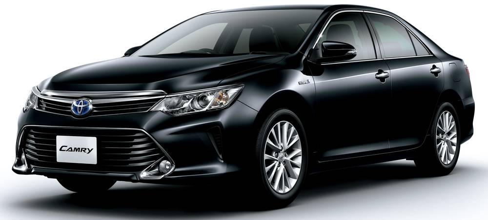 New Toyota Camry pictures: Front view
