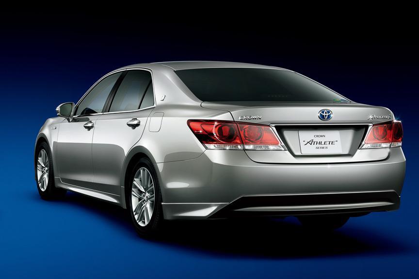 NEW TOYOTA CROWN ATHLETE - BACK VIEW