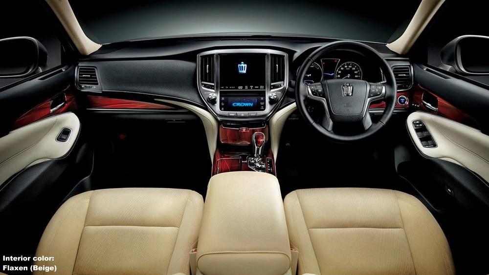 New Toyota Crown Majesta Hybrid photo: Cockpit image