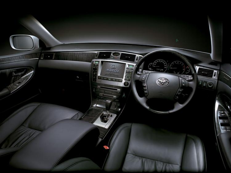 كراون 2010 تويوتا Toyota Crown