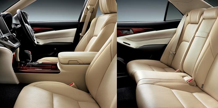New Toyota Crown Royal Saloon Hybrid photo: Interior image