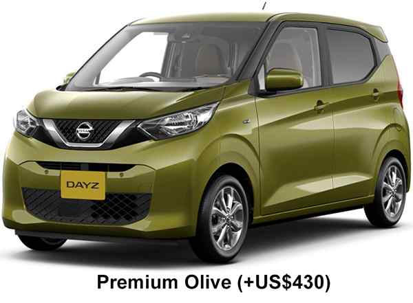 Nissan Days Color: Premium Olive