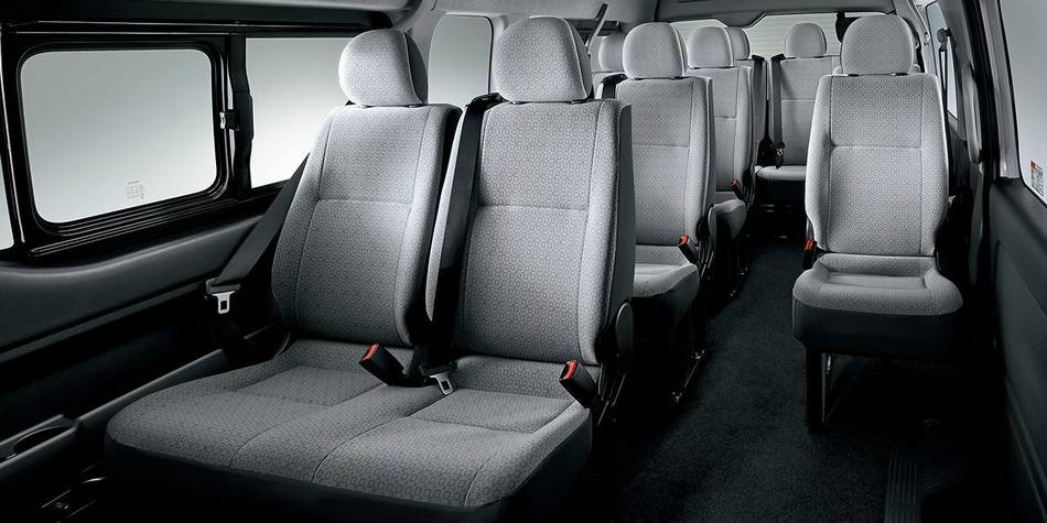 New Hiace Commuter picture: Interior image