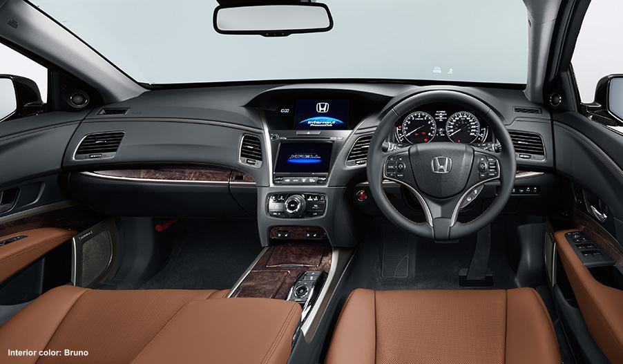 New Honda Legend Picture: Cockpit Photo