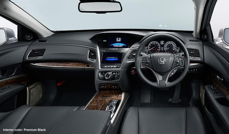 New Honda Legend Picture: Cockpit Photo