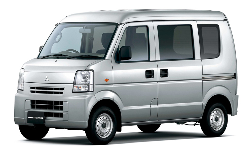 New Mitsubishi Minicab Van Picture: Front Photo
