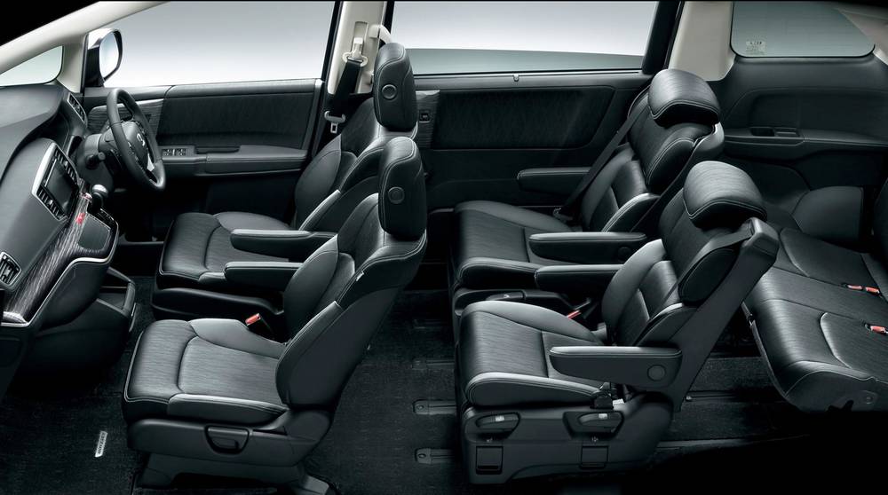 New Honda Odyssey Absolute Photo: Interior (inside) view