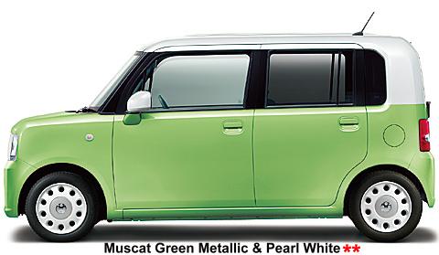 Muscat Green Metallic & Pearl White + US$ 700
