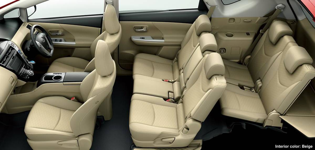 New Toyota Prius Alpha: Beige interior