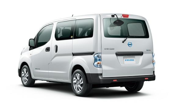 New Nissan E-NV200 Electric Van photo: Rear image