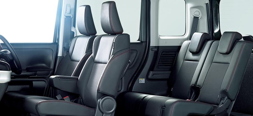 New Suzuki Spacia Custom Hybrid photo: Interior view