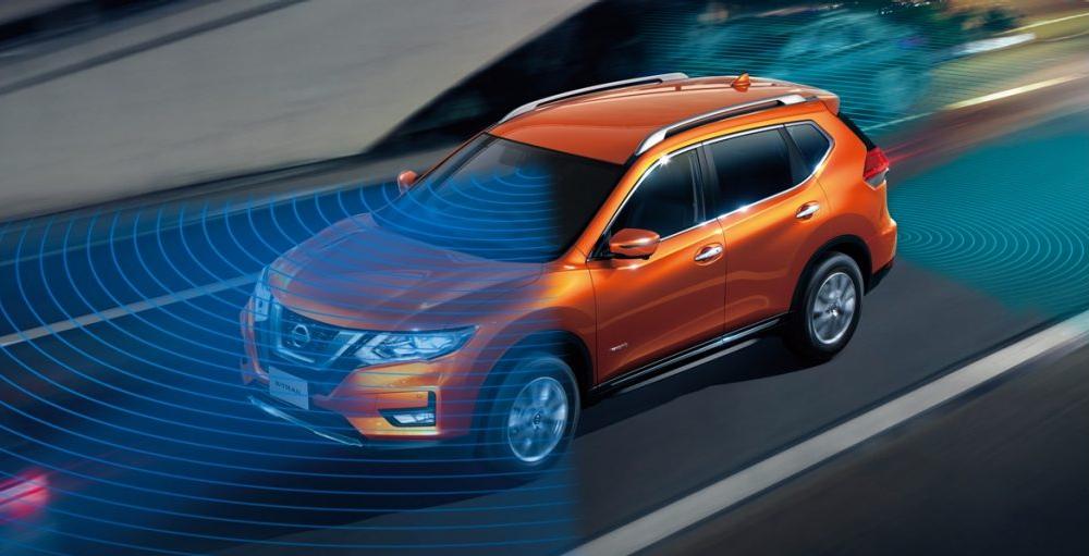 New Nissan X-Trail photo: Safety view image