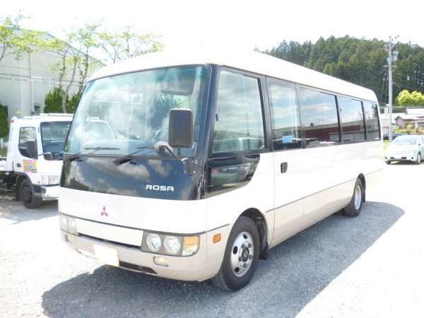 Mitsubishi Rosa used Bus pictures: 2004 model, Beige color, Front photo