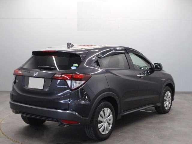 Used Honda Vezel Hybrid 2014 Model Black color picture: Back view
