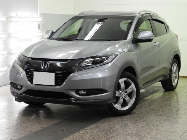 Used Honda Vezel Hybrid 2014 Model Silver color picture: Front view