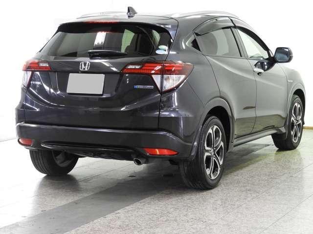 Used Honda Vezel Hybrid 2015 Model Black color picture: Back view