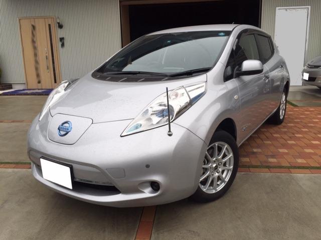 Used Nissan Leaf Silver body color 2013 model photo: Front view