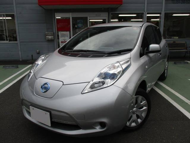 Used Nissan Leaf Silver body color 2015 model photo: Front view