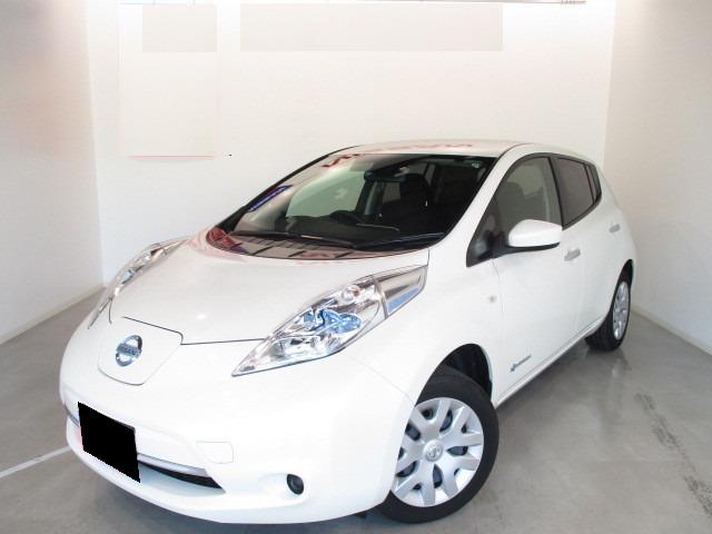 Used Nissan Leaf White Pearl body color 2016 model photo: Front view