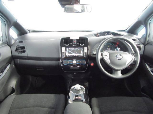 Used Nissan Leaf Silver body color 2016 model photo: Interior view