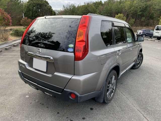Used Nissan X-Trail 2008 Model Silver color photo:  Back view image