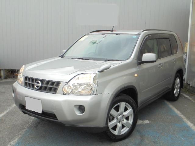 Used Nissan X-Trail 2009 Model Silver color photo:  Front view image
