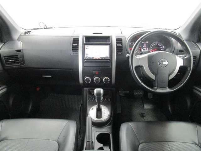 Used Nissan X-Trail 2011 Model Wine Red color photo:  Interior view image